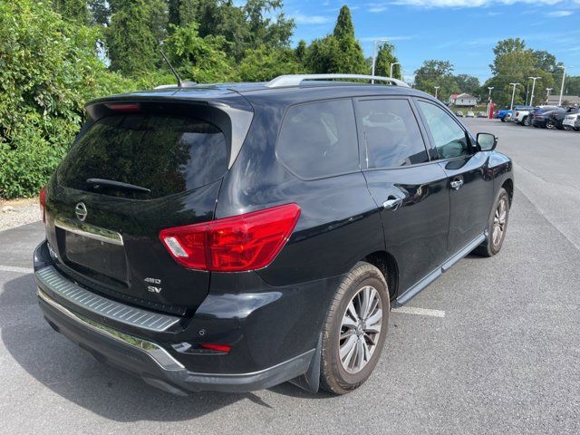 2018 Nissan Pathfinder SV