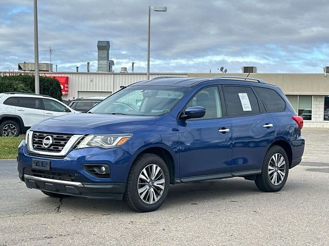 2018 Nissan Pathfinder SV