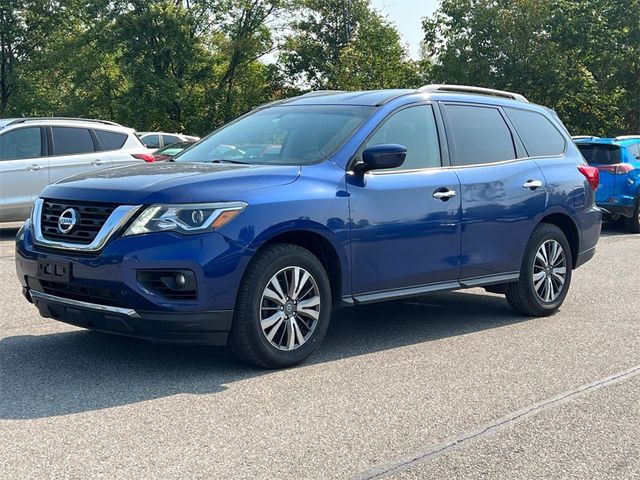 2018 Nissan Pathfinder SV