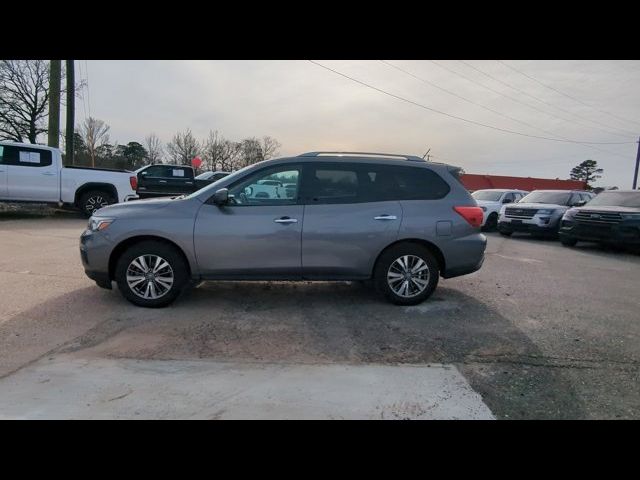 2018 Nissan Pathfinder SV