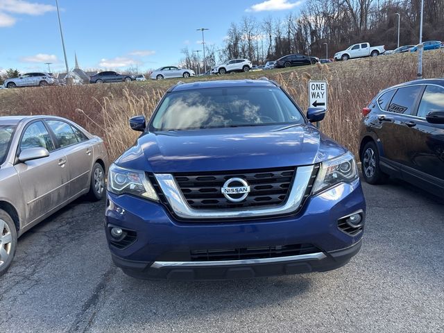 2018 Nissan Pathfinder SV