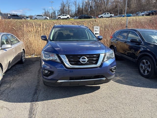 2018 Nissan Pathfinder SV