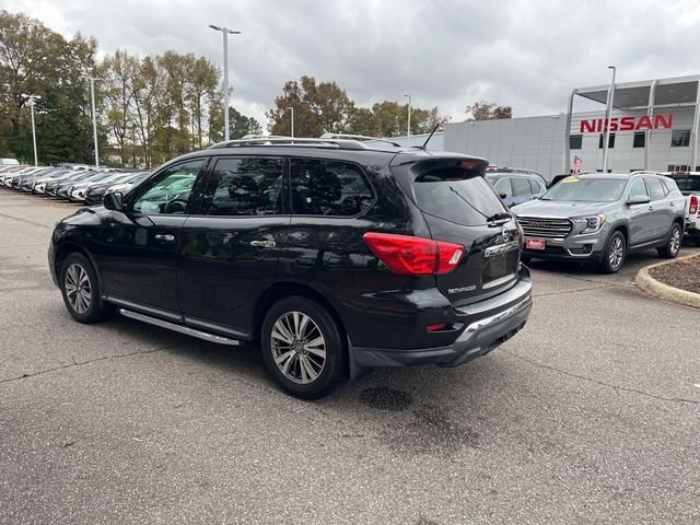 2018 Nissan Pathfinder SV