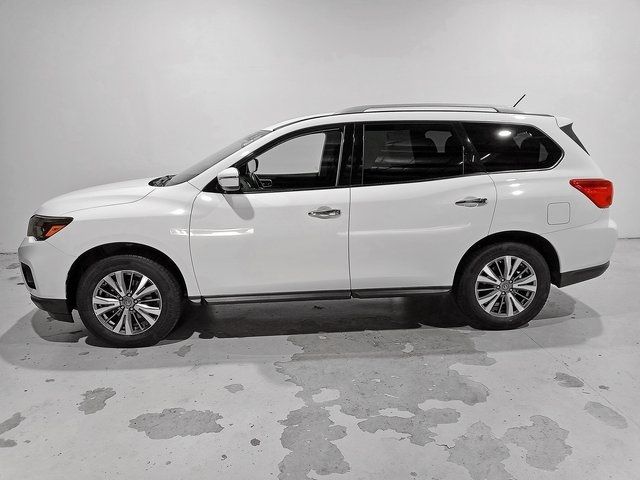 2018 Nissan Pathfinder SV