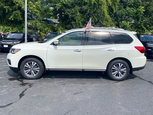 2018 Nissan Pathfinder SV