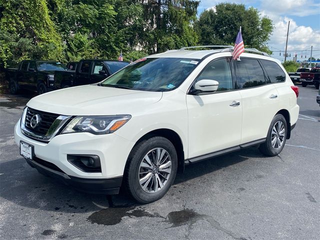 2018 Nissan Pathfinder SV