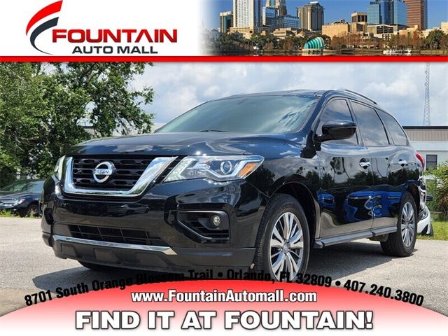 2018 Nissan Pathfinder SV