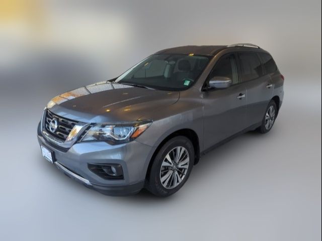 2018 Nissan Pathfinder SV