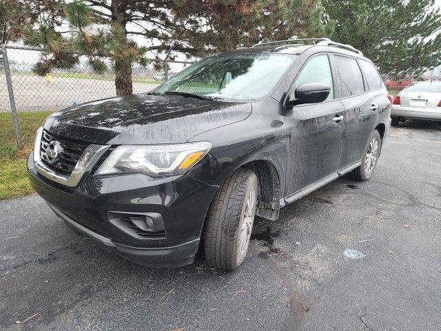 2018 Nissan Pathfinder SV