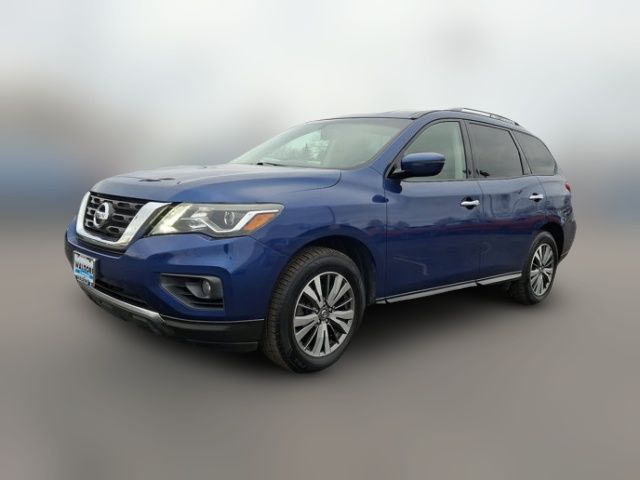 2018 Nissan Pathfinder SV