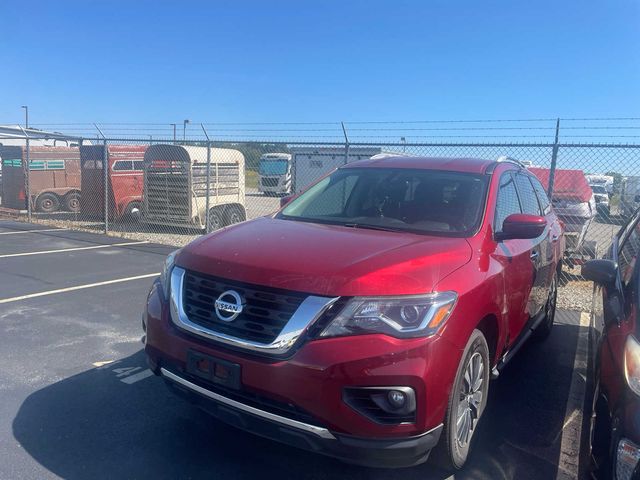 2018 Nissan Pathfinder SV