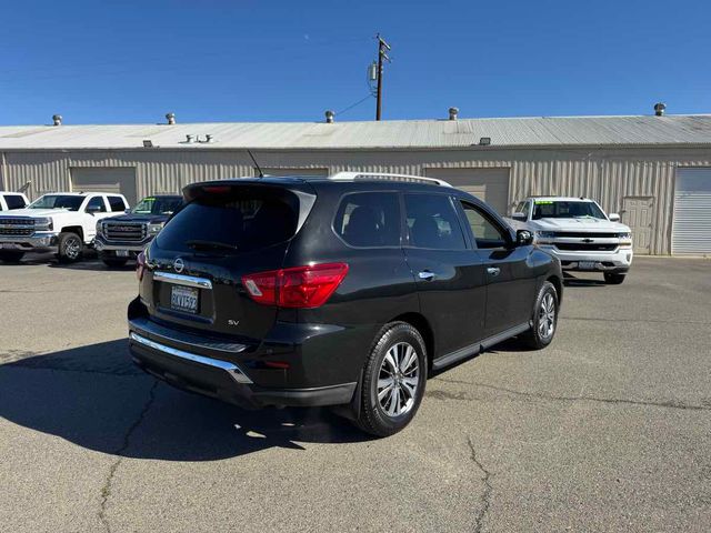 2018 Nissan Pathfinder SV