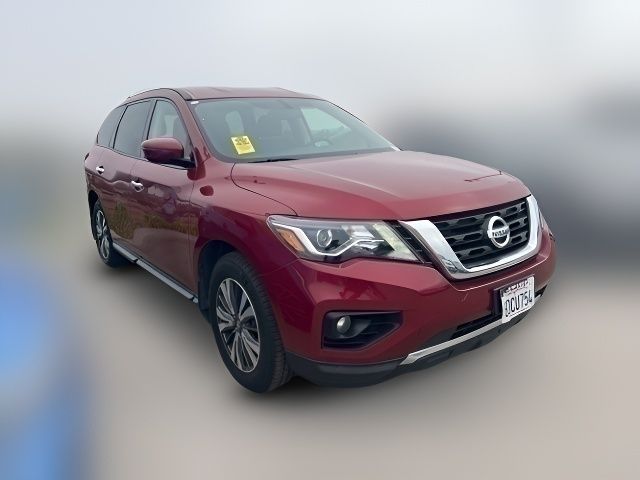 2018 Nissan Pathfinder SV