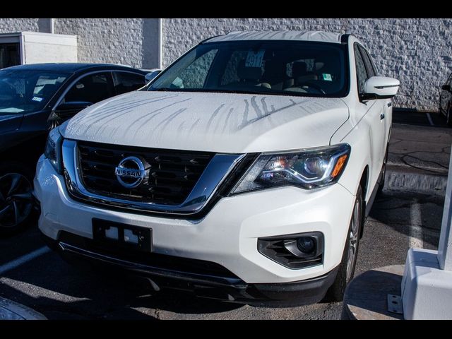 2018 Nissan Pathfinder SV