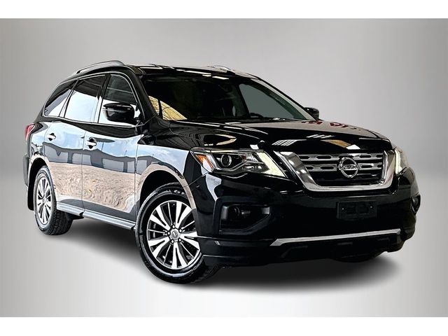 2018 Nissan Pathfinder SV