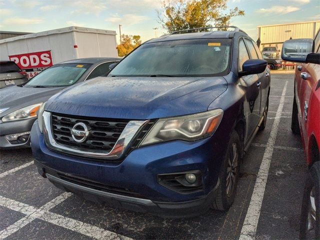 2018 Nissan Pathfinder SV