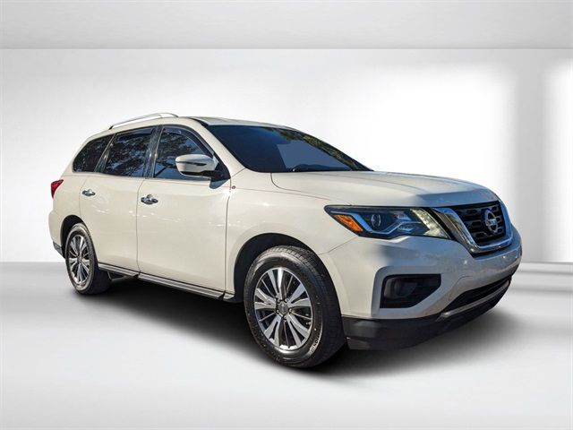 2018 Nissan Pathfinder SV