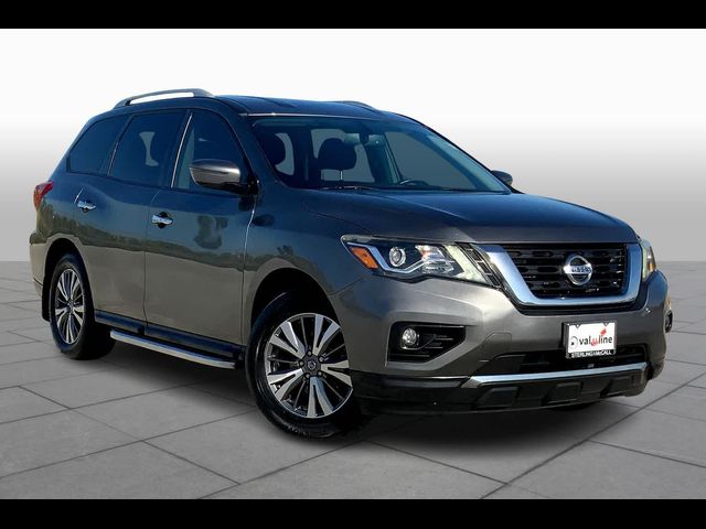 2018 Nissan Pathfinder SV