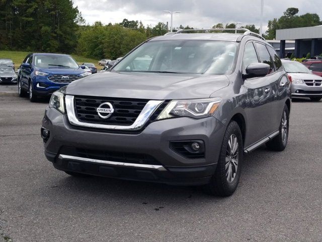 2018 Nissan Pathfinder SV