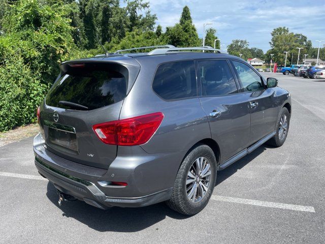 2018 Nissan Pathfinder SV