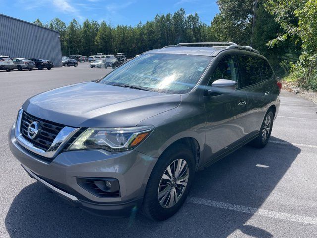 2018 Nissan Pathfinder SV