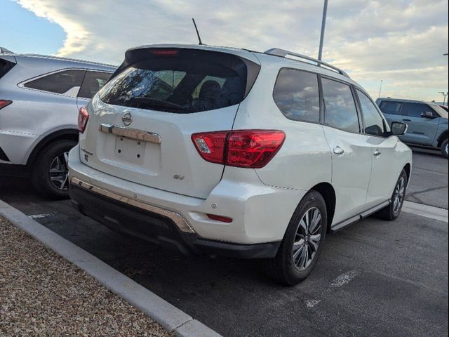 2018 Nissan Pathfinder SV