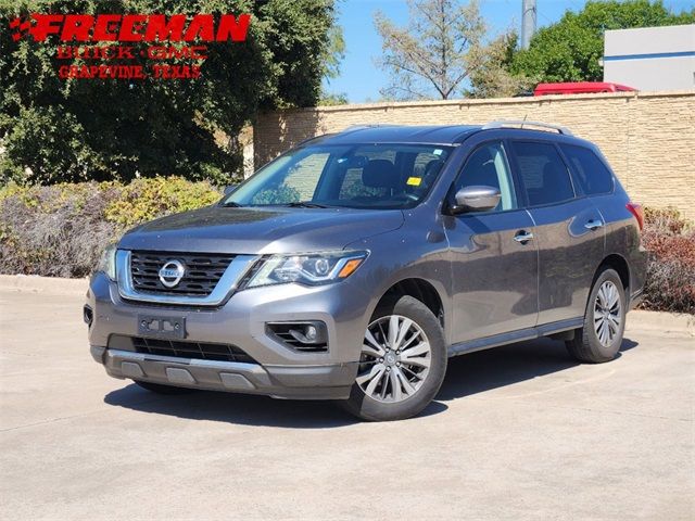 2018 Nissan Pathfinder SV