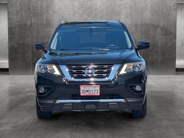 2018 Nissan Pathfinder SV