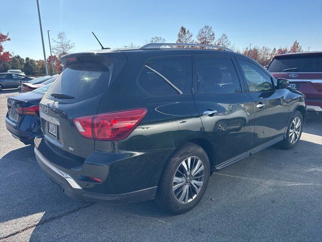 2018 Nissan Pathfinder SV