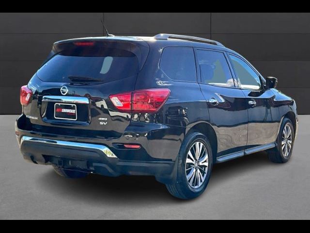 2018 Nissan Pathfinder SV