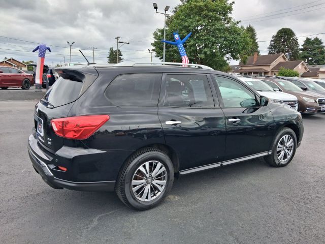 2018 Nissan Pathfinder SV