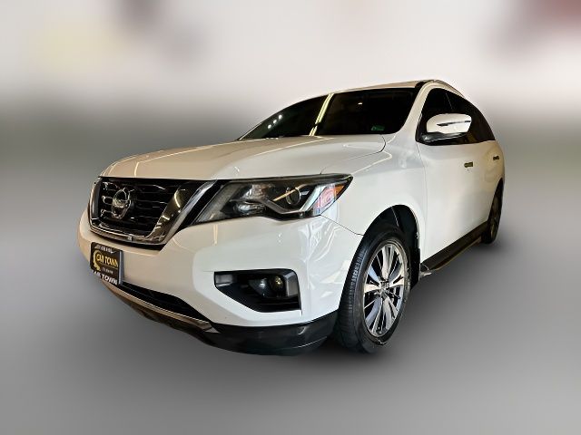 2018 Nissan Pathfinder SV