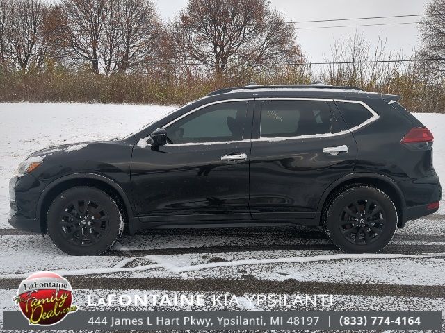 2018 Nissan Rogue SV