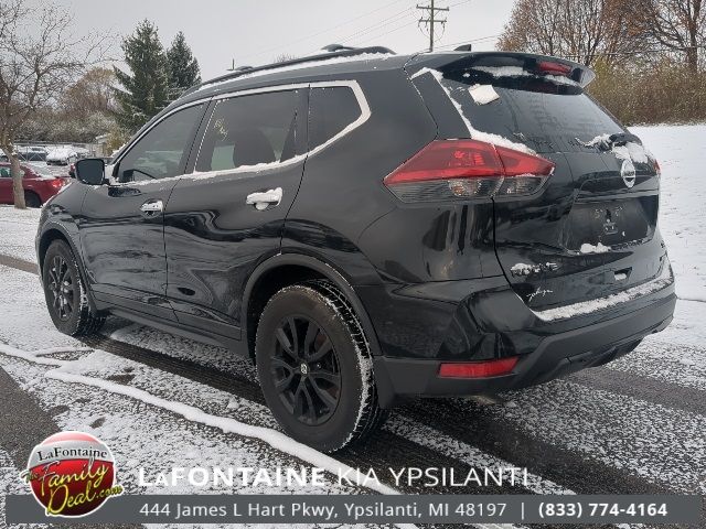 2018 Nissan Rogue SV