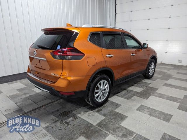 2018 Nissan Rogue SV