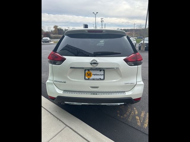 2018 Nissan Rogue SV