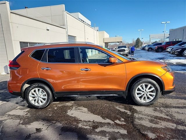 2018 Nissan Rogue SV