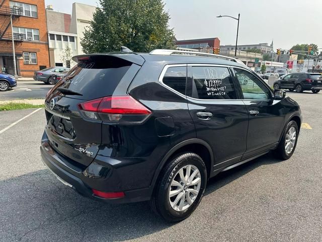 2018 Nissan Rogue SV