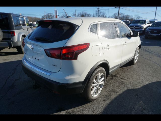 2018 Nissan Rogue Sport S