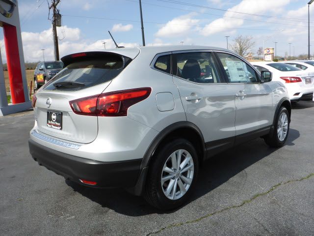 2018 Nissan Rogue Sport S