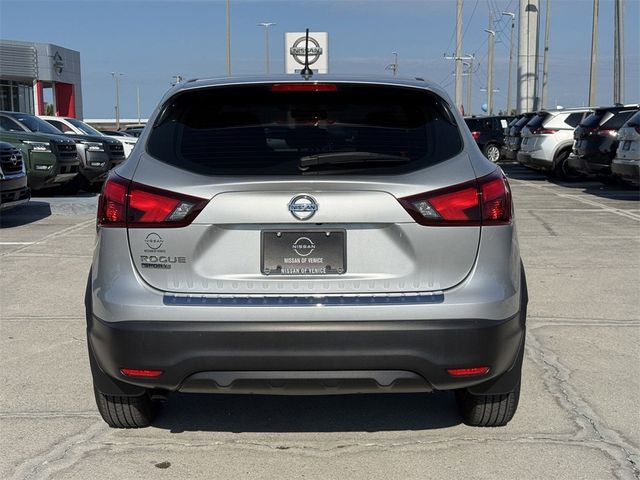 2018 Nissan Rogue Sport S