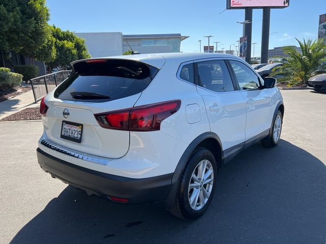 2018 Nissan Rogue Sport S