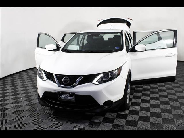 2018 Nissan Rogue Sport S
