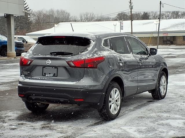 2018 Nissan Rogue Sport S