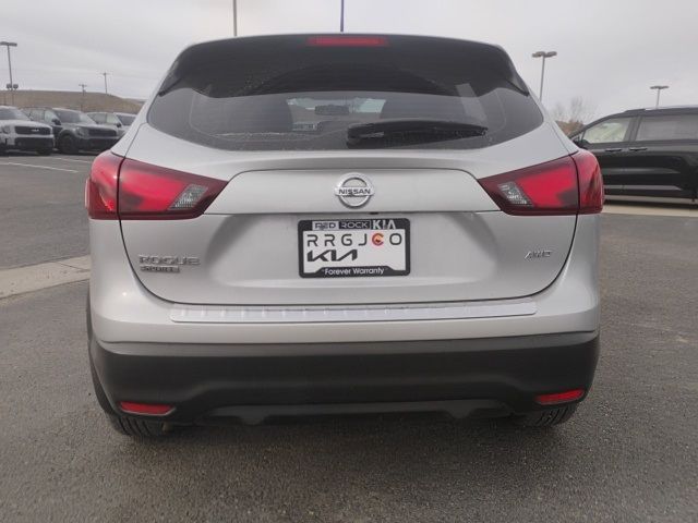 2018 Nissan Rogue Sport S