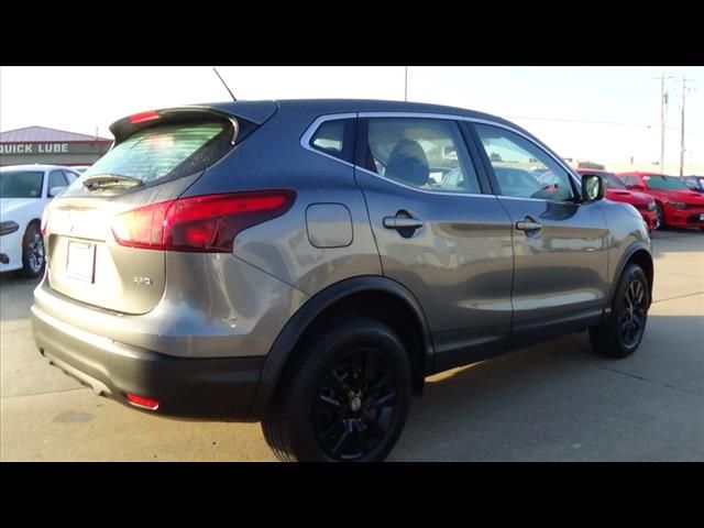 2018 Nissan Rogue Sport S