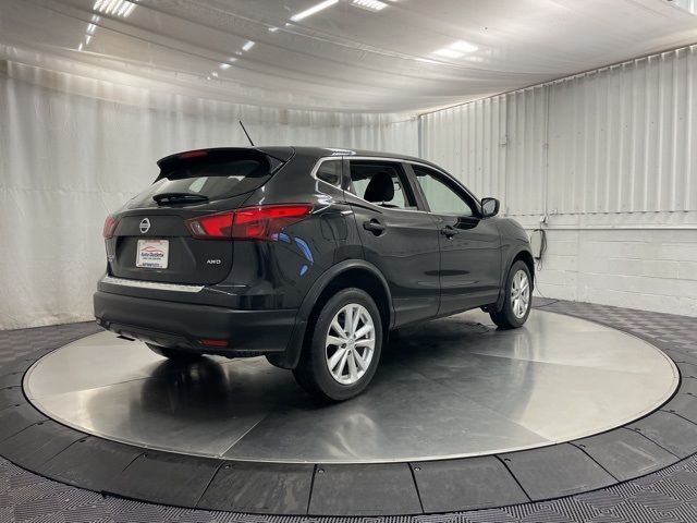 2018 Nissan Rogue Sport S