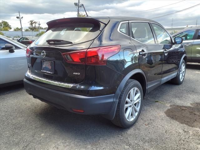 2018 Nissan Rogue Sport S