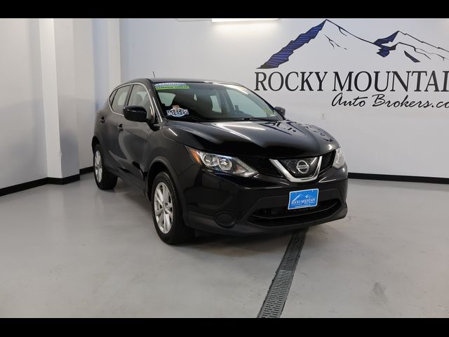 2018 Nissan Rogue Sport S