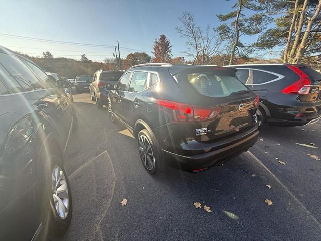 2018 Nissan Rogue Sport SL